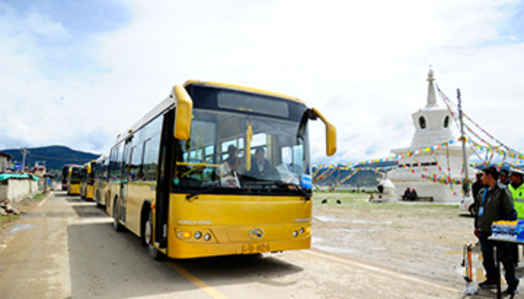 Take the event bus from Kunming to Shangri La!